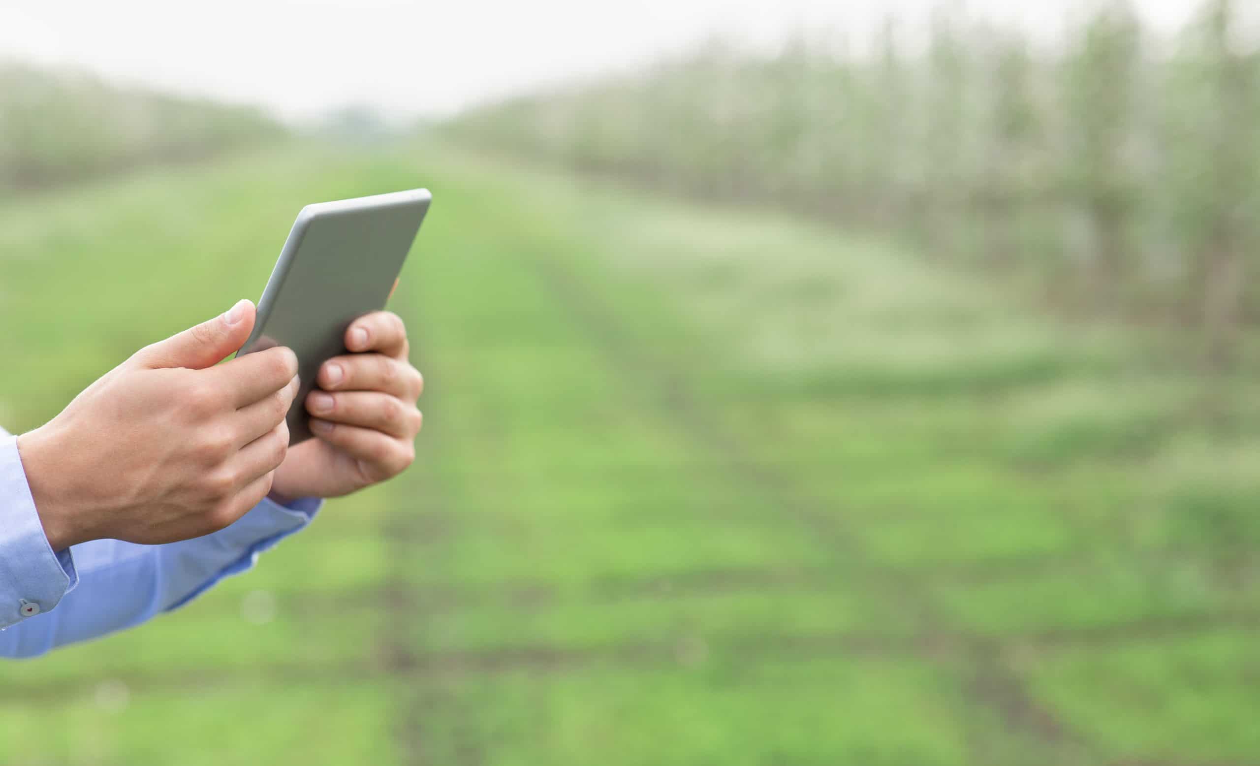 Mitos y verdades en el campo (I): 5 mitos sobre las aplicaciones móviles para el agro